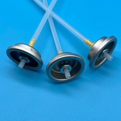 Bình xịt tạo kiểu tóc dạng bọt Strong-Hold dành cho các kiểu tóc búi cầu kỳ và tạo kiểu cô dâu với độ bền tối đa